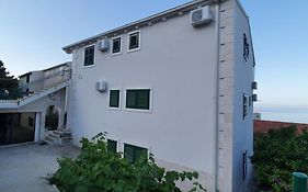 Apartment Villa Mirna